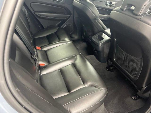 Used 2024 Volvo XC60 B5 Core w/ Climate Package AWD/4WD image 23
