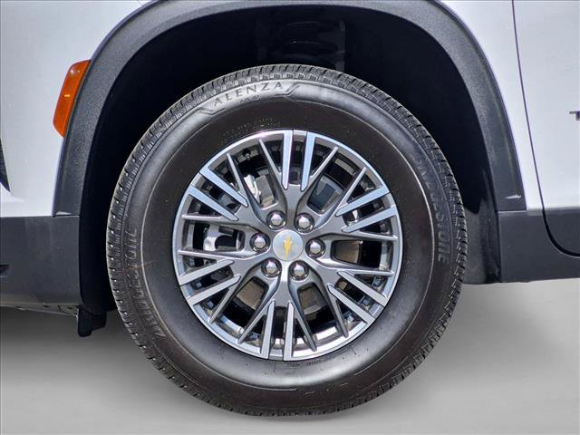 New 2026 Chevrolet Traverse LT w/ Driver Confidence Package AWD/4WD image 10