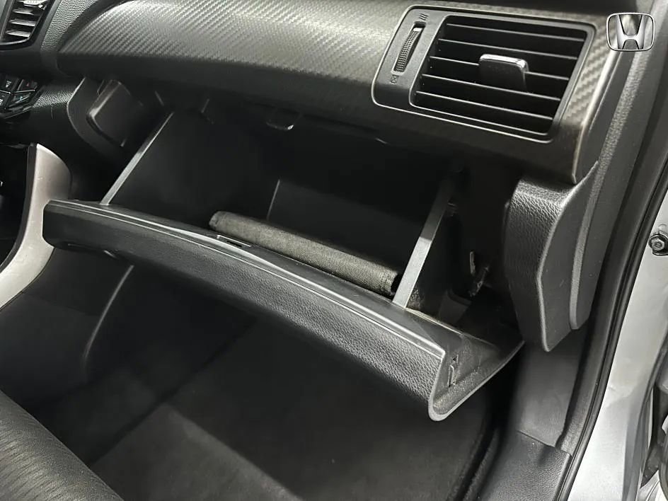 Used 2017 Honda Accord Sport image 29