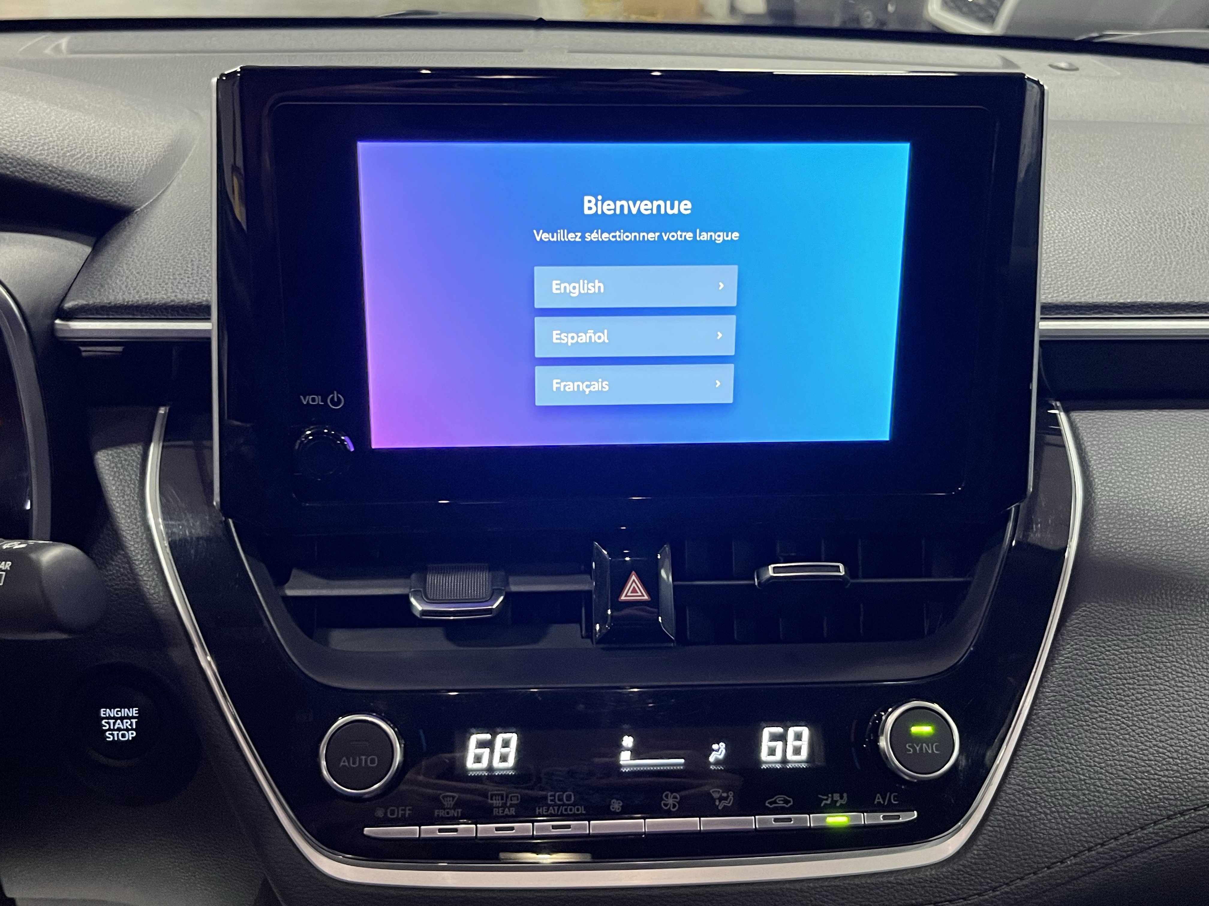 Used 2024 Toyota Corolla Cross XLE image 19