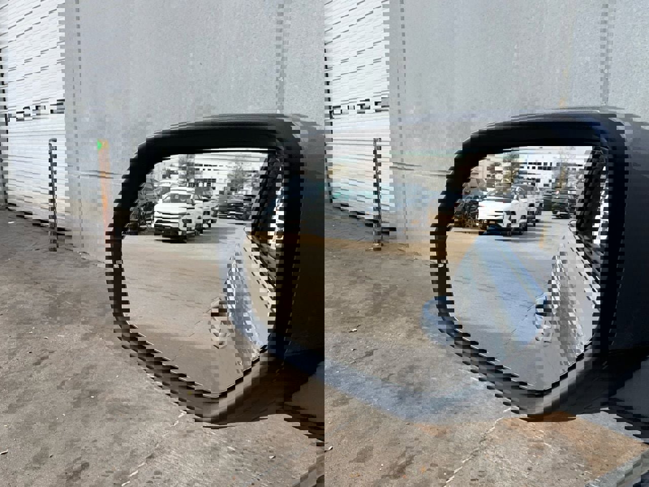 Used 2025 Volkswagen Atlas Cross Sport SE image 19