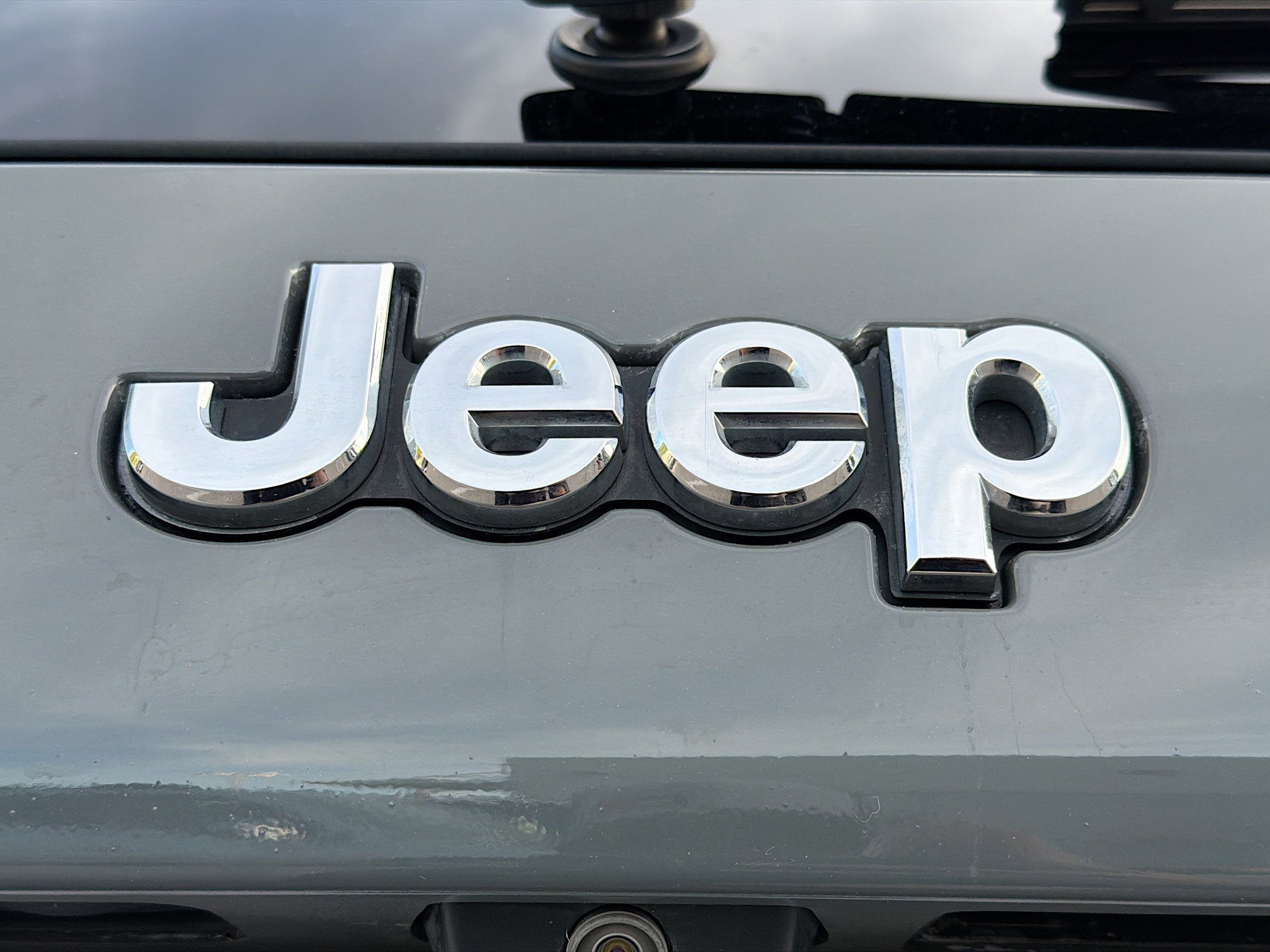 Used 2020 Jeep Cherokee Limited FWD image 11
