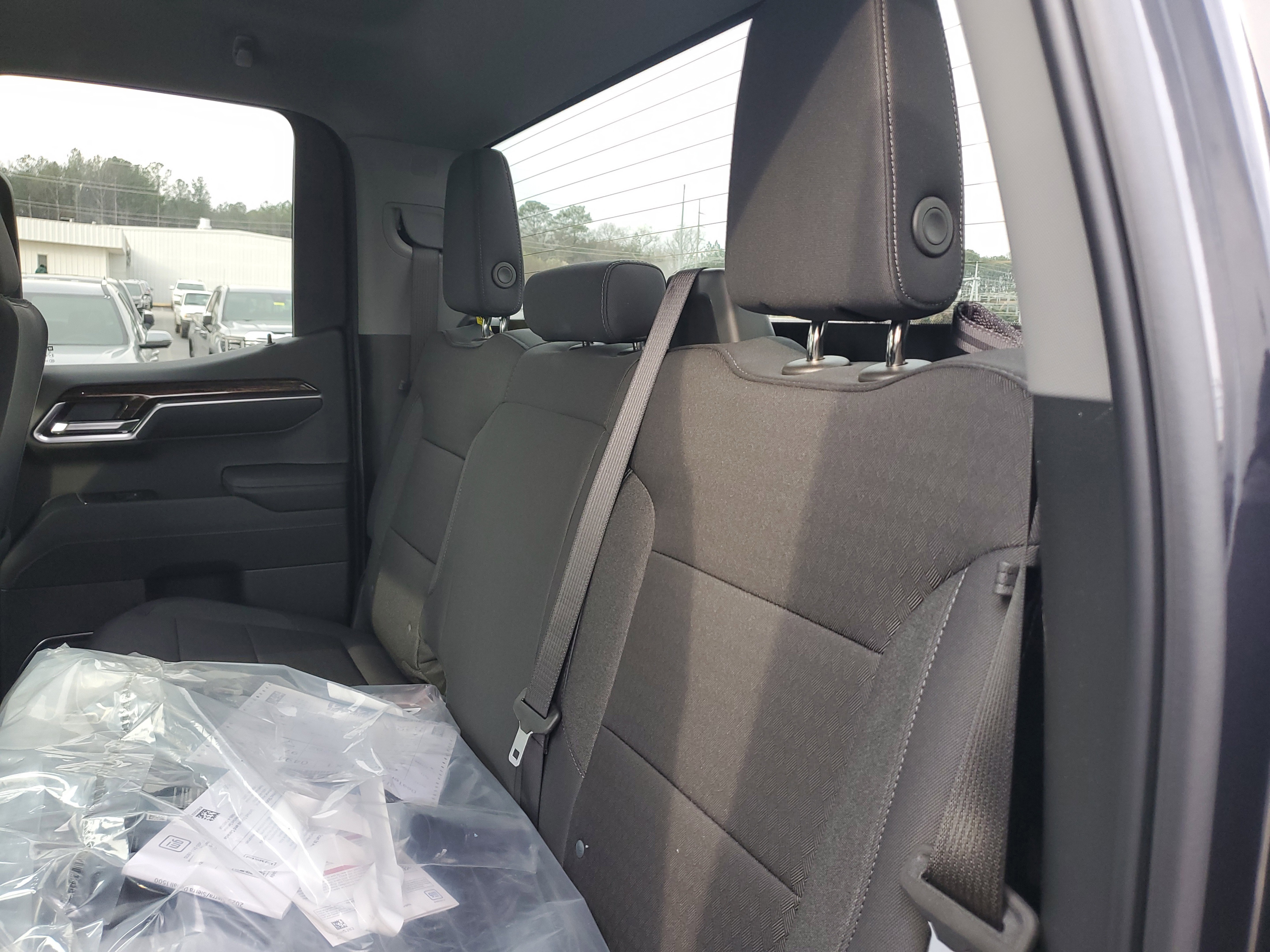 New 2025 GMC Sierra 1500 Elevation image 13