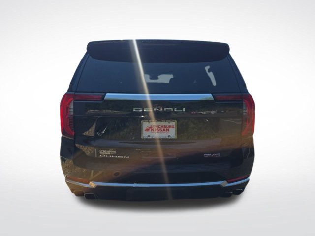Used 2025 GMC Yukon XL Denali AWD/4WD image 5