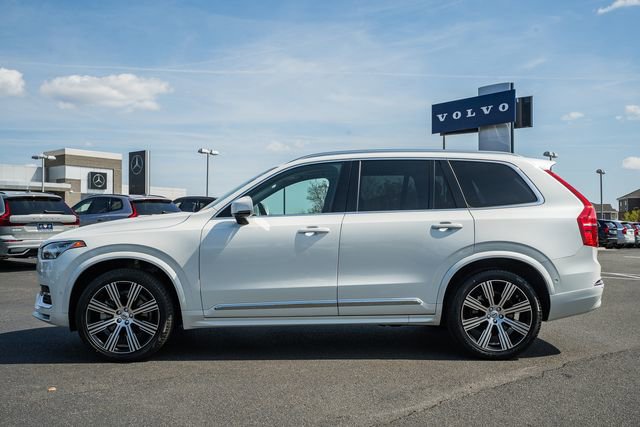 Certified 2023 Volvo XC90 B6 Ultimate w/ Protection Package Premier AWD/4WD image 4