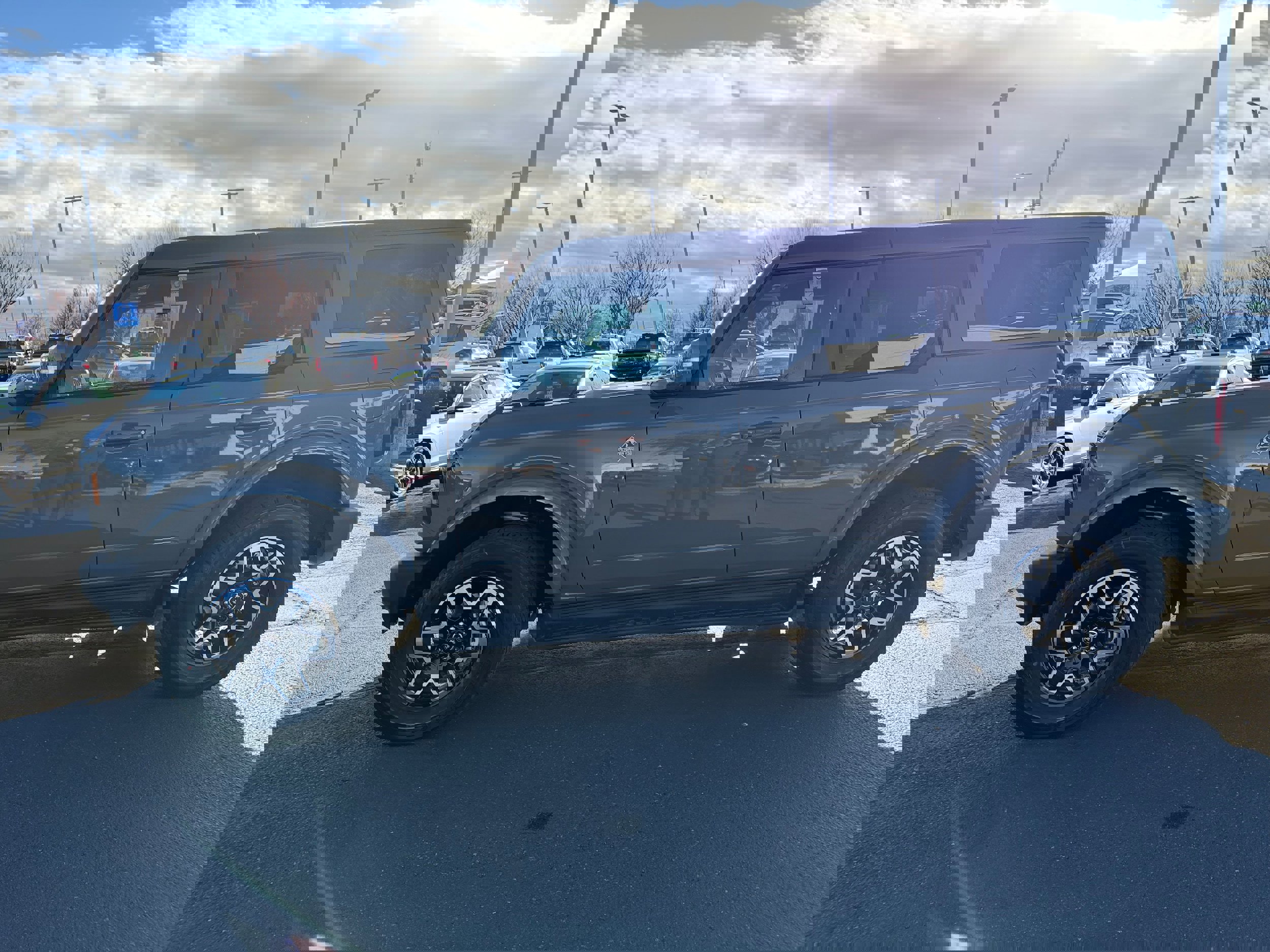 New 2025 Ford Bronco Outer Banks image 6