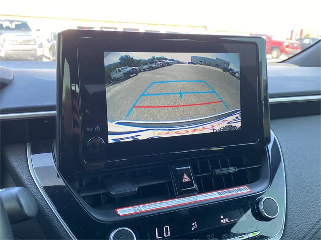 Used 2025 Toyota Corolla SE image 29