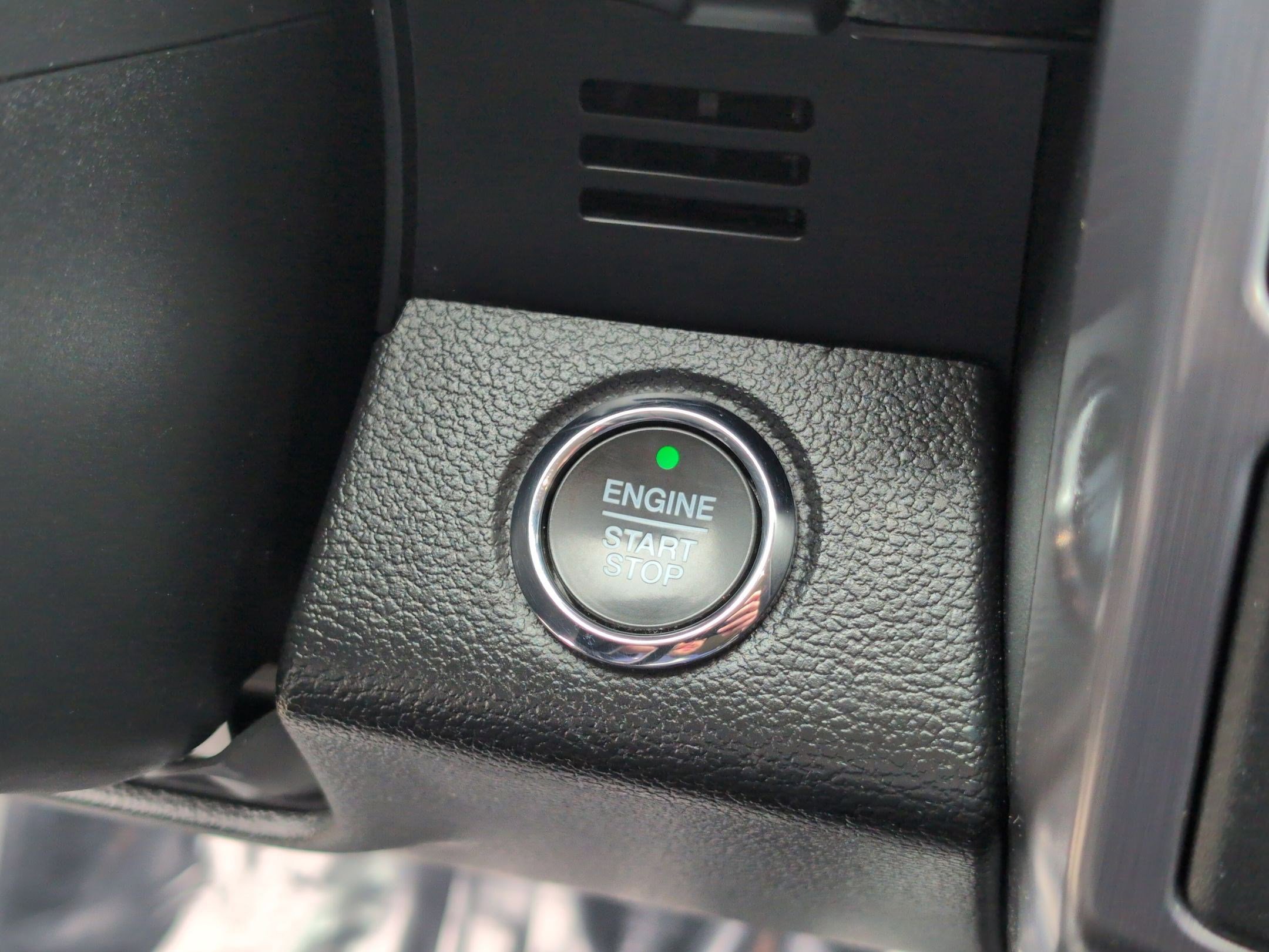 Used 2019 Ford Expedition Platinum image 18