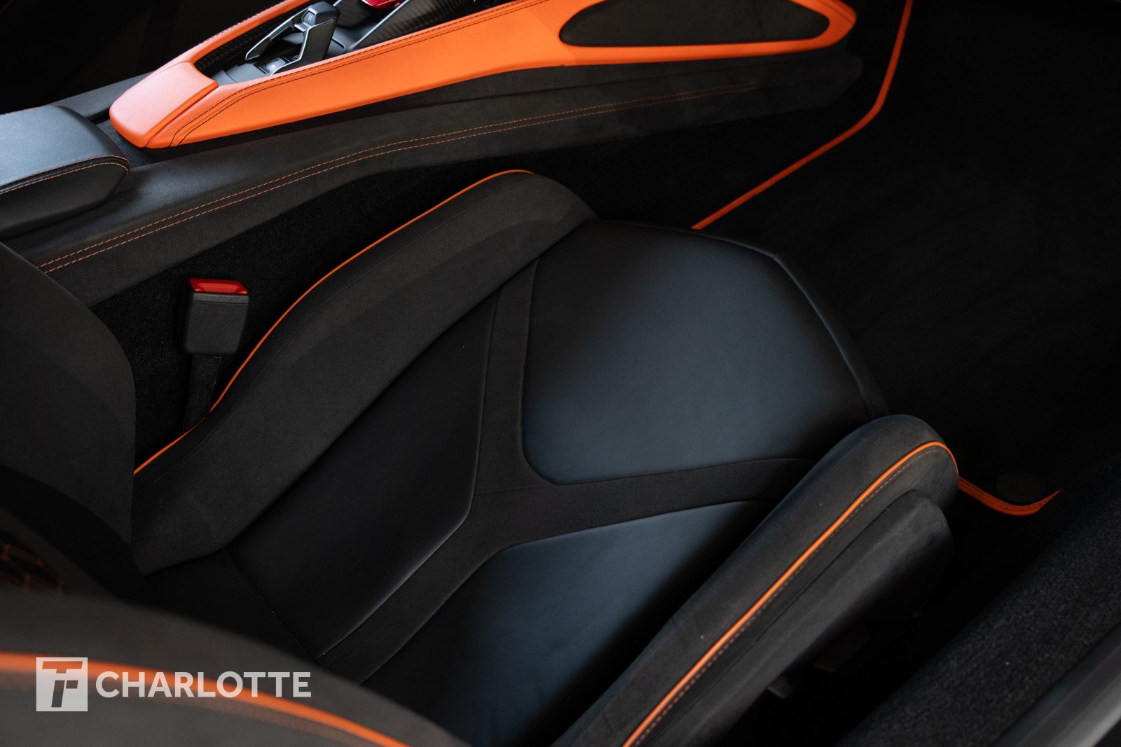Used 2024 Lamborghini Revuelto AWD/4WD image 31