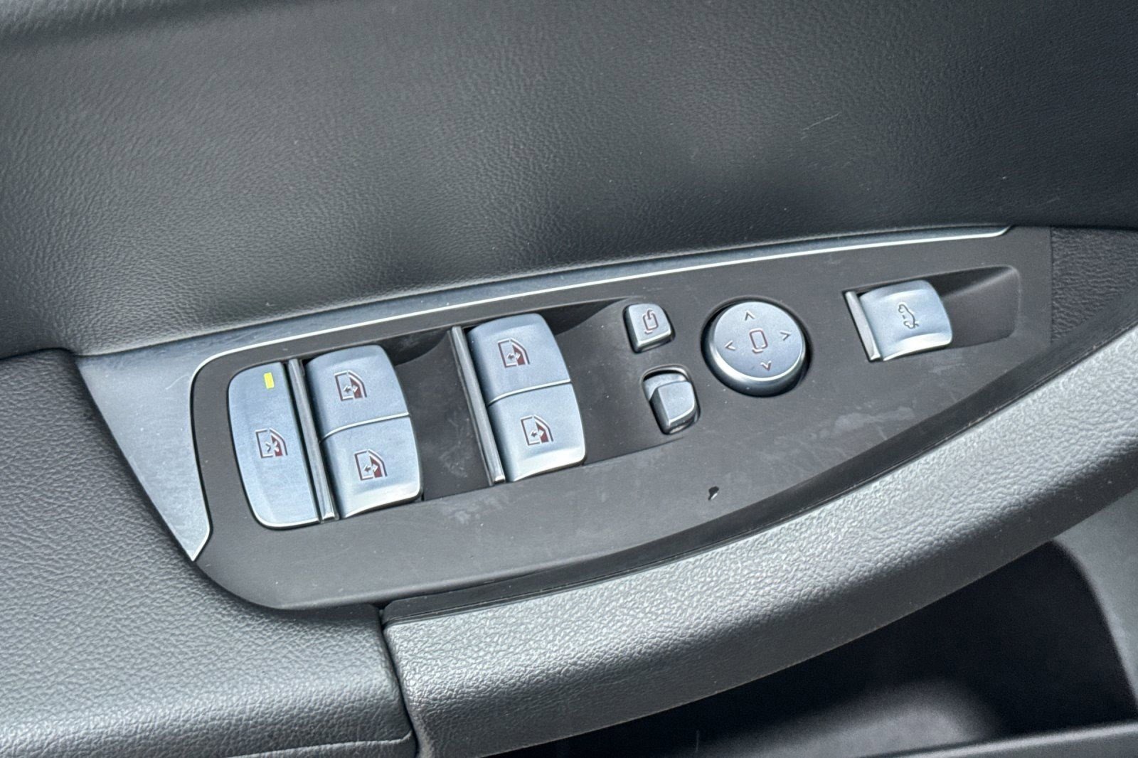 Certified 2023 BMW X3 xDrive30i w/ Premium Package image 13