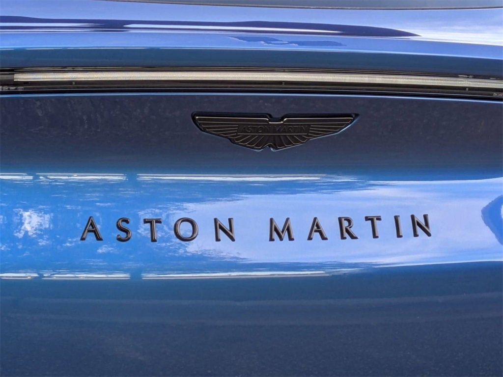 New 2025 Aston Martin DBX 707 image 8