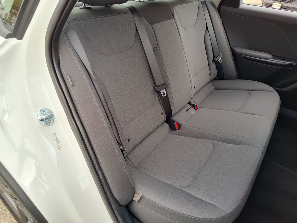 Used 2025 Kia K4 LXS FWD image 31