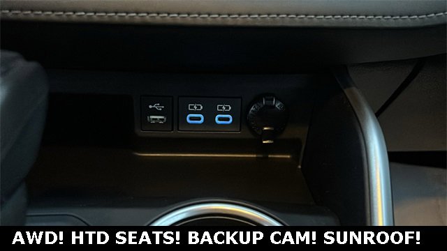 Used 2022 Toyota Highlander XLE image 19