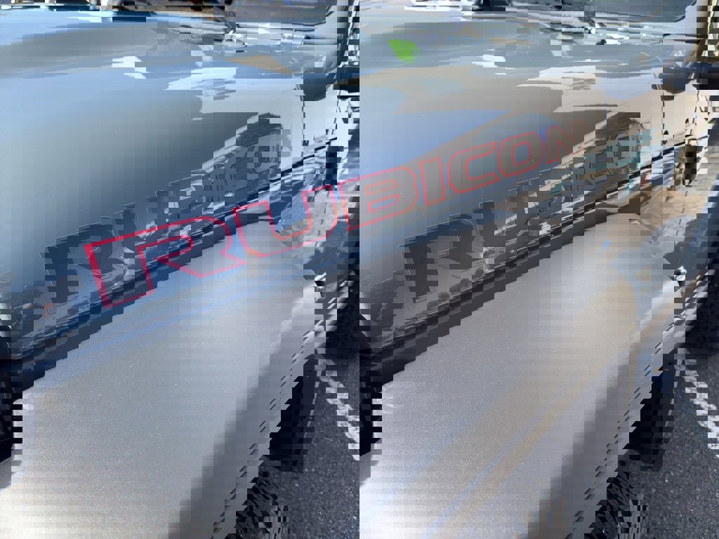 Used 2026 Jeep Wrangler Rubicon image 3