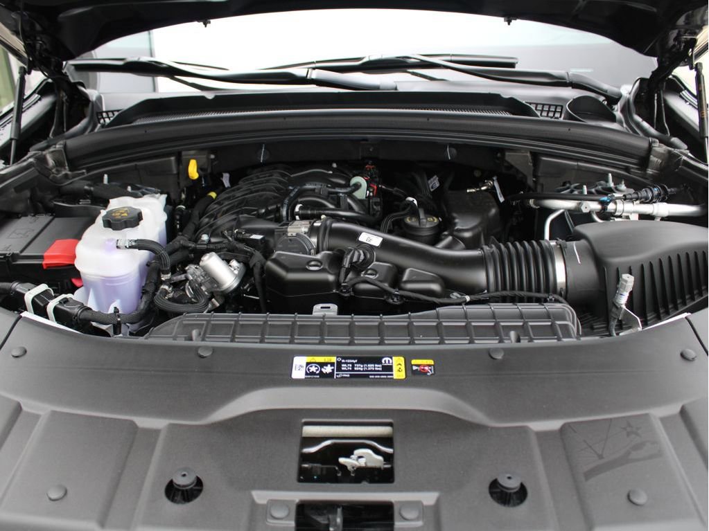 New 2025 Jeep Grand Cherokee Laredo X w/ Luxury Tech Group I image 39