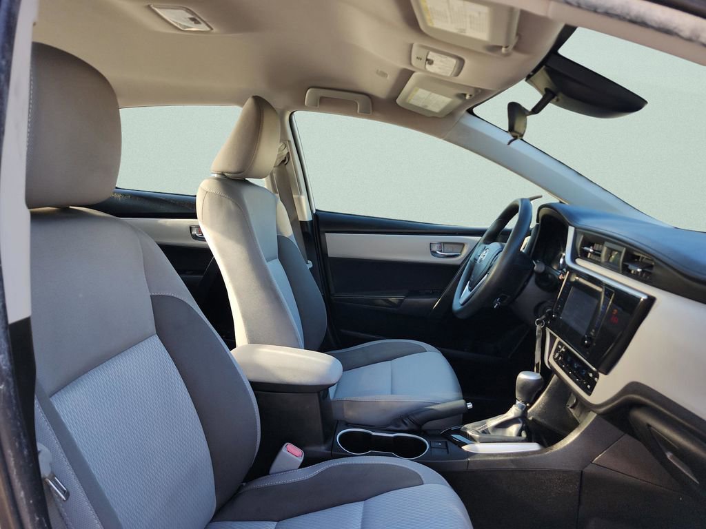 Used 2019 Toyota Corolla LE image 20