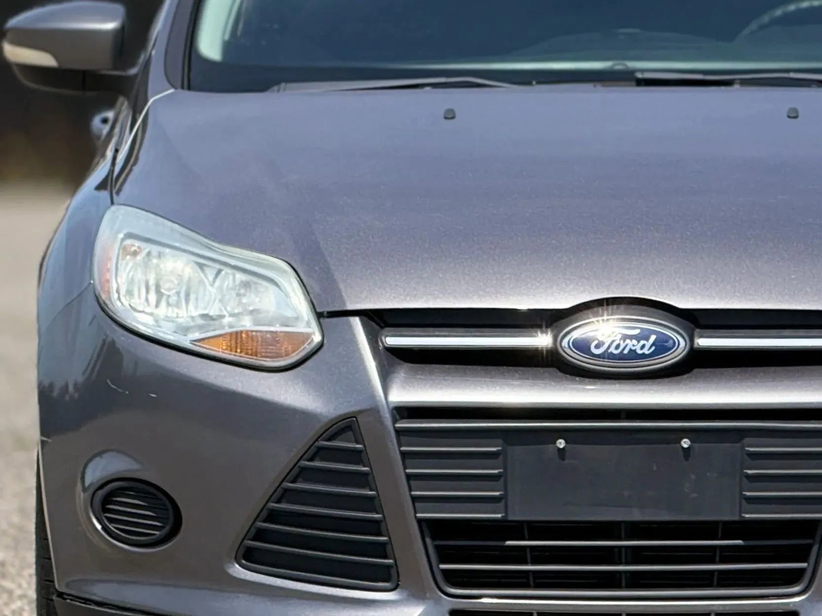 Used 2013 Ford Focus SE FWD image 11