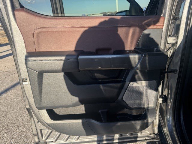 Used 2022 Ford F150 Lariat w/ Equipment Group 502A High image 26