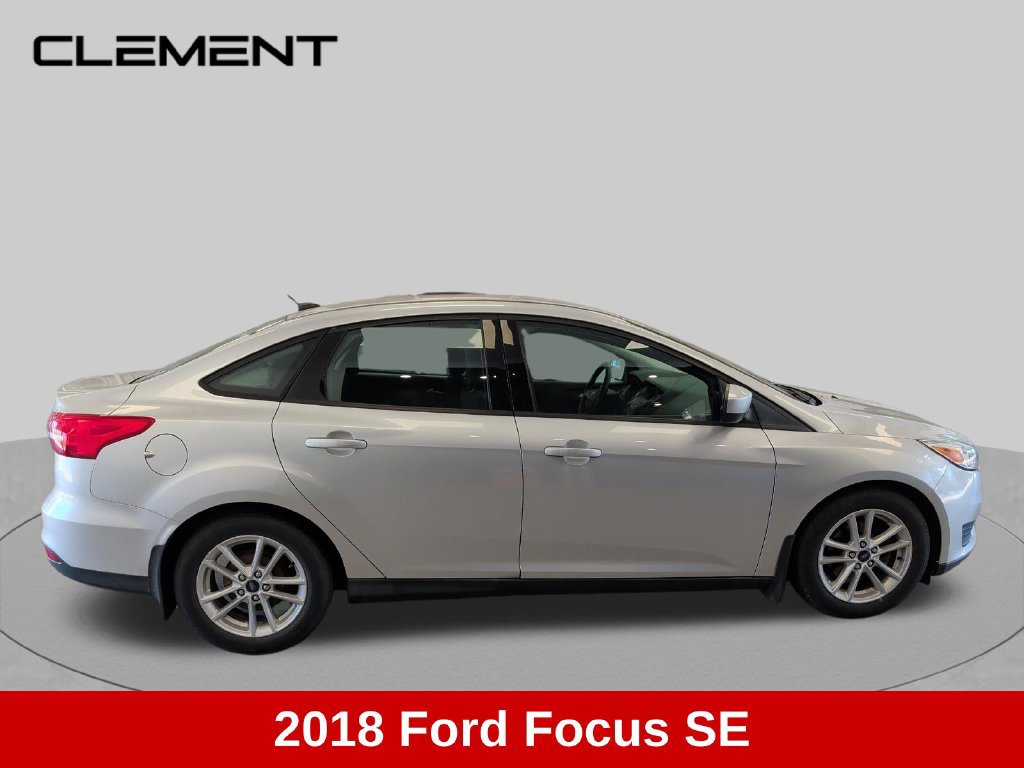 Used 2018 Ford Focus SE FWD image 7