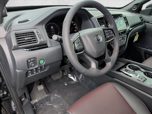 New 2026 Honda Ridgeline Black Edition video 3