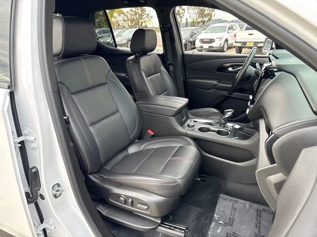 Used 2022 Chevrolet Traverse RS w/ LPO, Cargo Package image 24