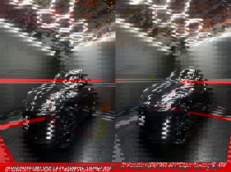 Used 2020 Nissan 370Z w/ Sport Package RWD image 2