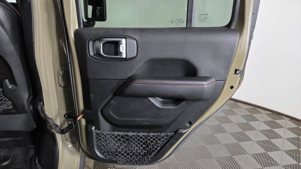 Used 2020 Jeep Gladiator Rubicon w/ Dual Top Group image 31