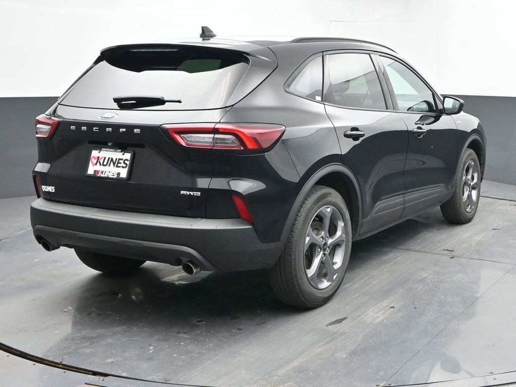 Used 2025 Ford Escape ST-Line image 10