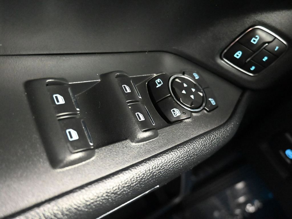 Used 2022 Ford Expedition XLT image 27