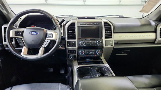 Used 2020 Ford F350 Lariat w/ Lariat Ultimate Package image 24