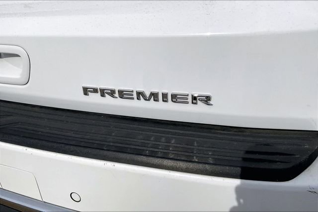 Used 2024 Chevrolet Suburban Premier image 23