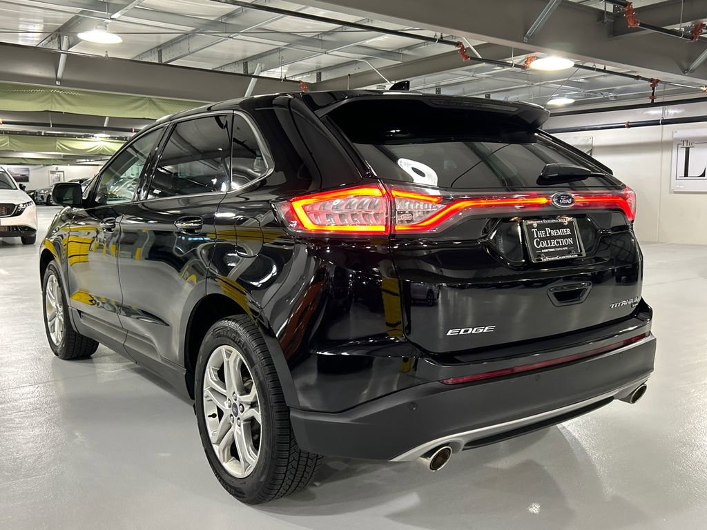 Used 2018 Ford Edge Titanium w/ Equipment Group 301A image 4