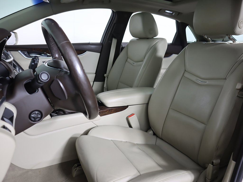 Used 2016 Cadillac XTS Luxury w/ Driver Awareness Package image 32