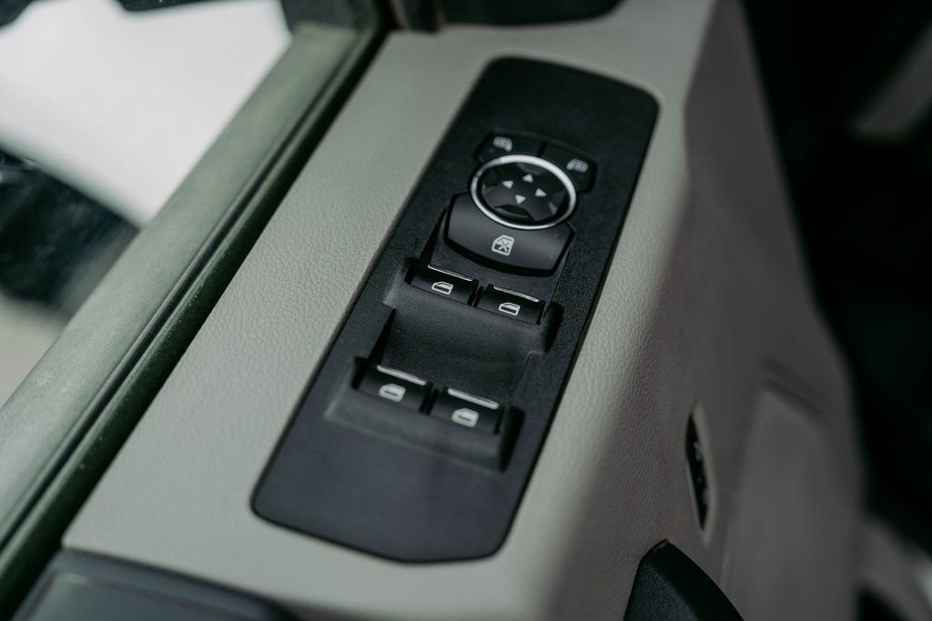 Used 2022 Ford F250 XL w/ Power Equipment Group image 14