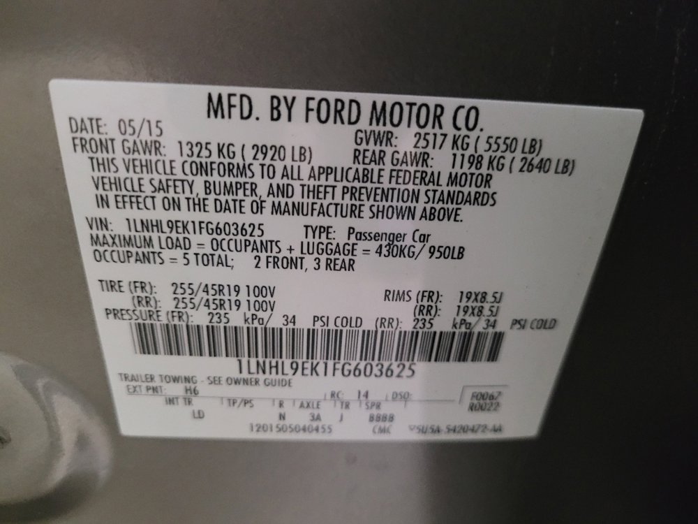 Used 2015 Lincoln MKS AWD w/ Equipment Group 101A image 33