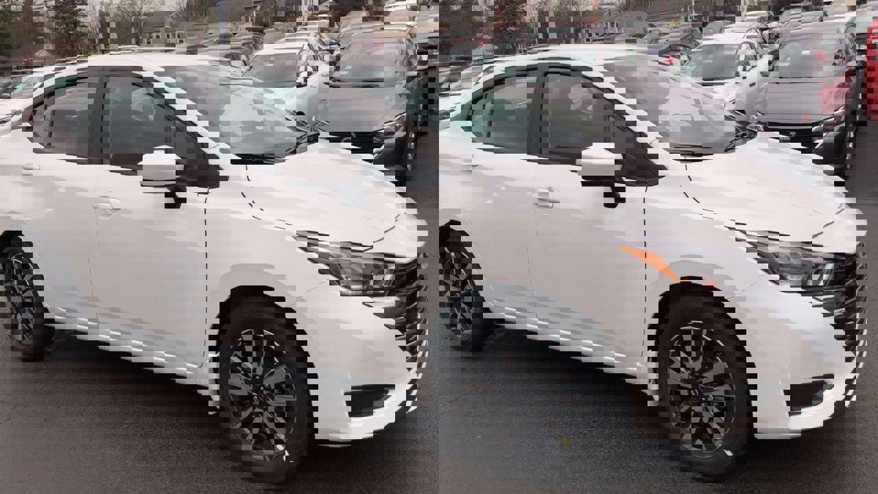 New 2025 Nissan Versa SV w/ Trunk Package image 2