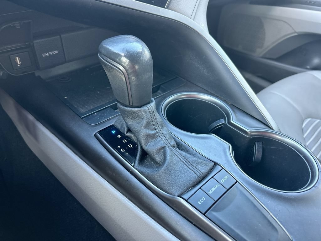 Used 2023 Toyota Camry SE FWD image 25