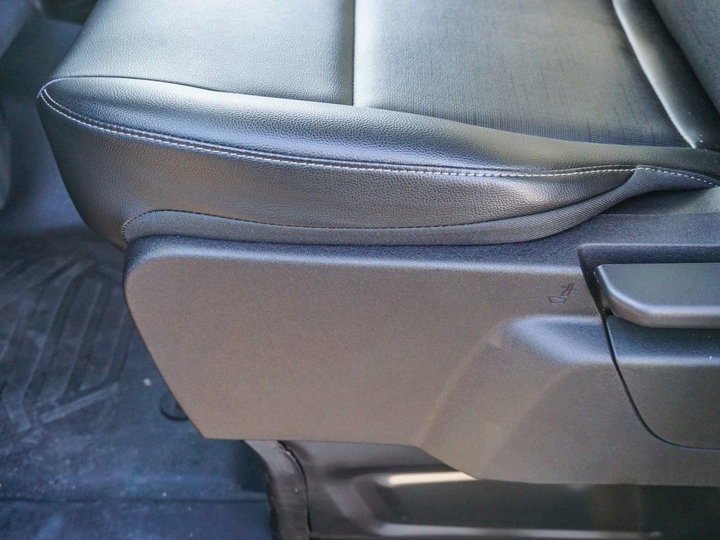 New 2024 Ford E-Transit 148 Medium Roof RWD image 19