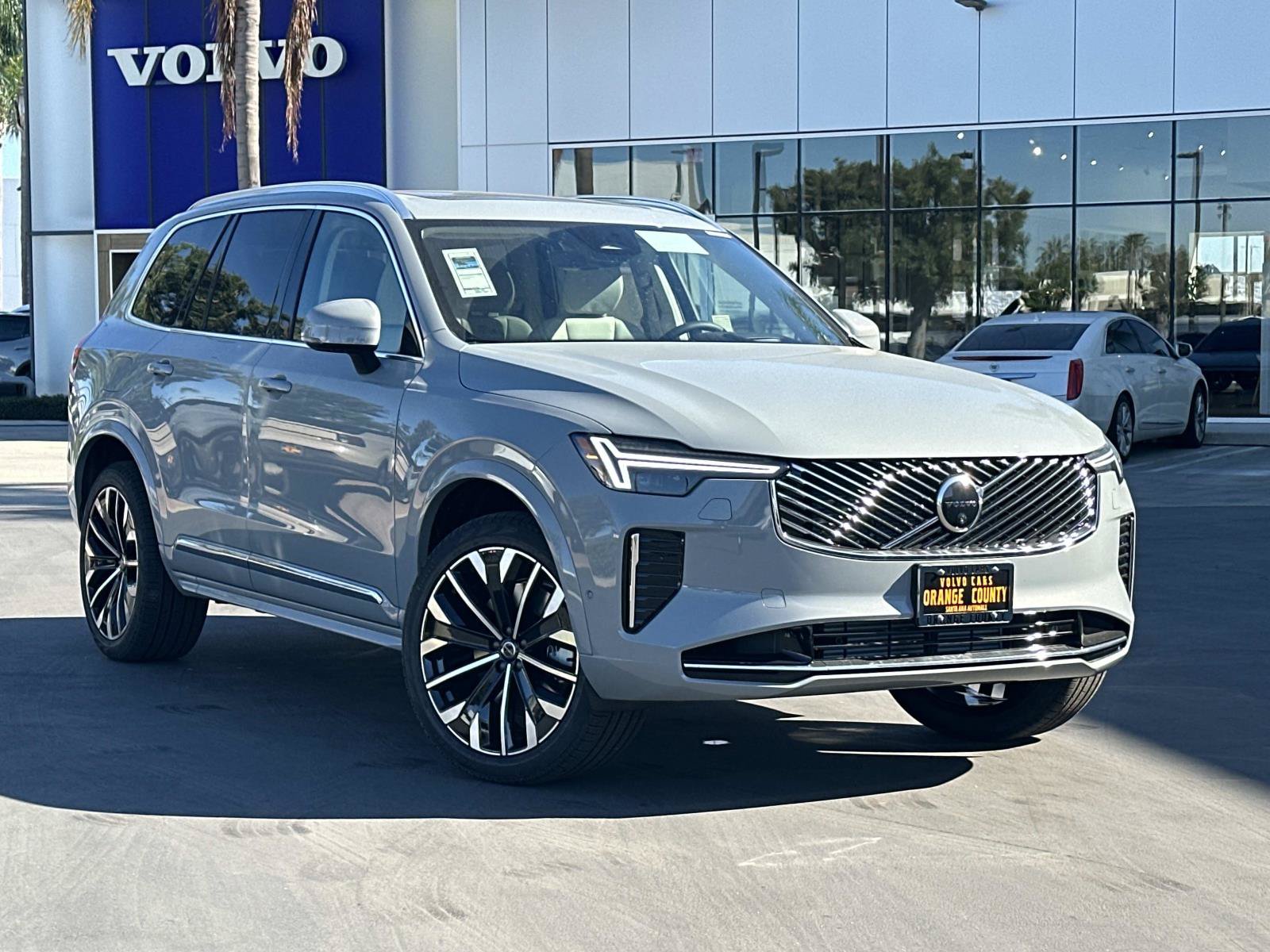 New 2026 Volvo XC90 T8 Ultra w/ Protection Package Premier
