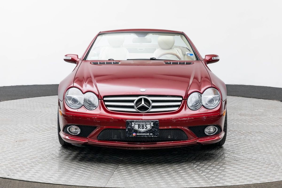 Used 2008 Mercedes-Benz SL 550 Roadster image 3