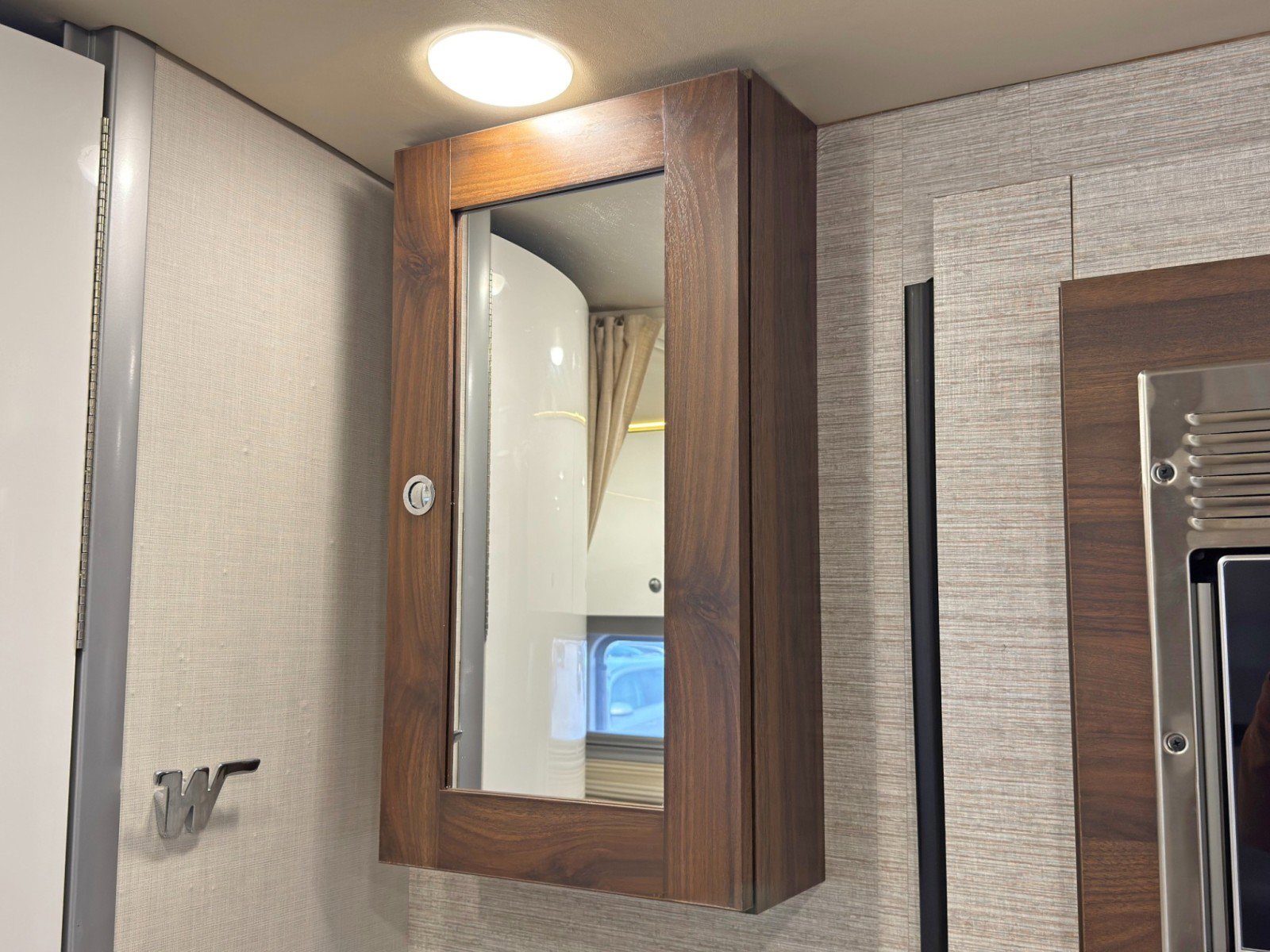 Used 2021 Mercedes-Benz Sprinter 3500 w/ Acoustic Package image 67