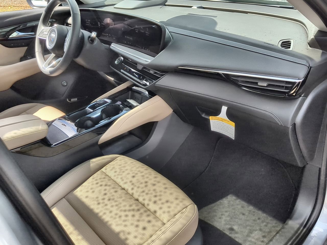 Used 2025 Buick Envision Preferred image 30