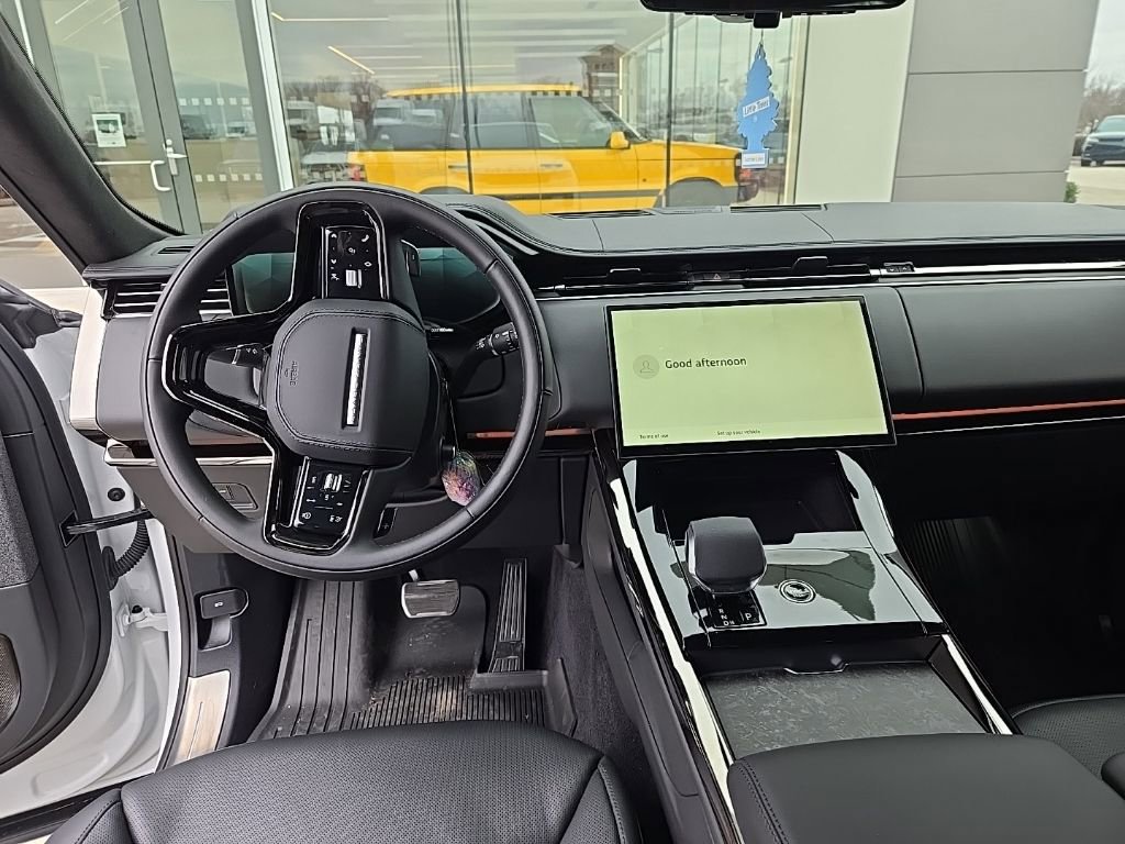 Used 2025 Land Rover Range Rover Sport Autobiography image 14