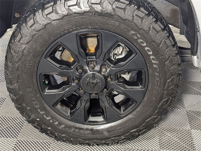 Used 2018 RAM 2500 Tradesman w/ Chrome Appearance Group image 8