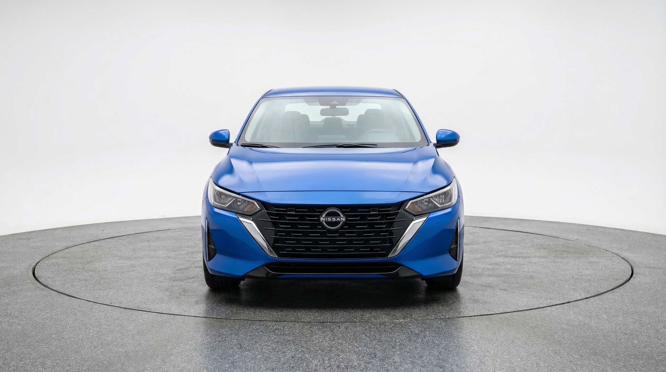 Used 2025 Nissan Sentra SV FWD image 2