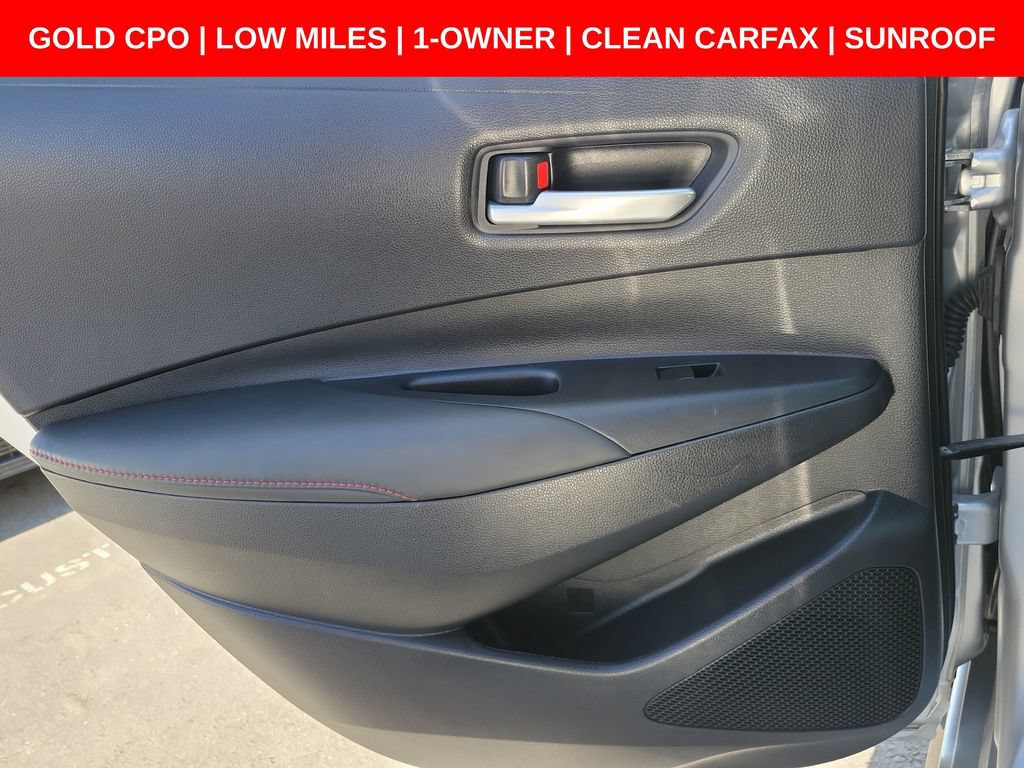 Used 2024 Toyota Corolla SE w/ SE Package FWD image 18