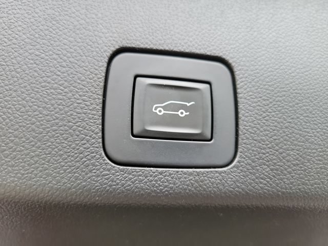 Used 2022 Buick Encore GX Select AWD/4WD image 10