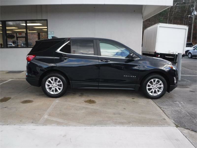 Used 2021 Chevrolet Equinox LT image 2