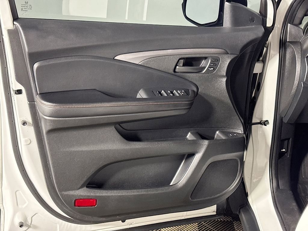 Certified 2022 Honda Passport TrailSport image 11