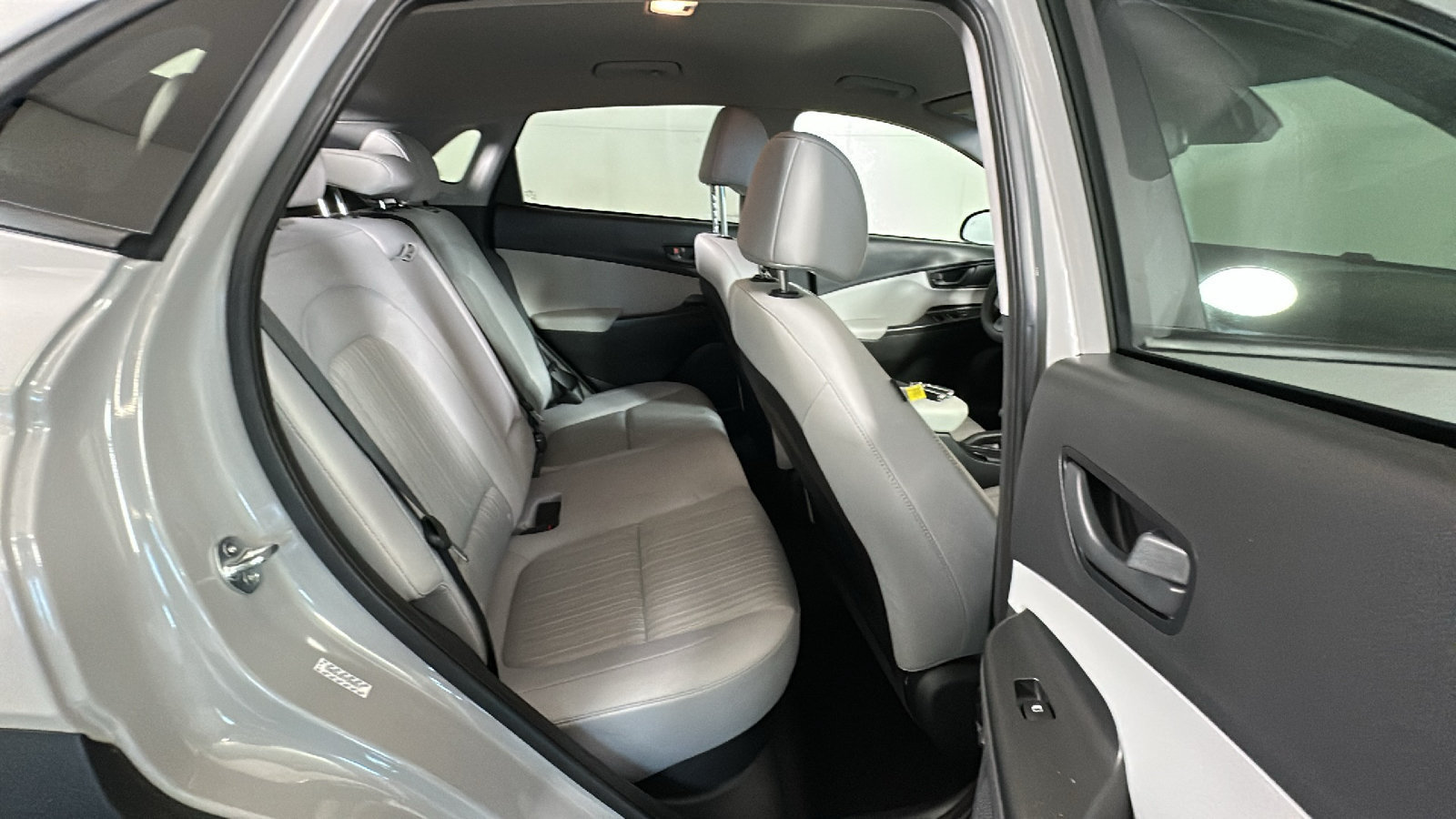 Used 2023 Hyundai Kona SEL w/ Cargo Package AWD/4WD image 33